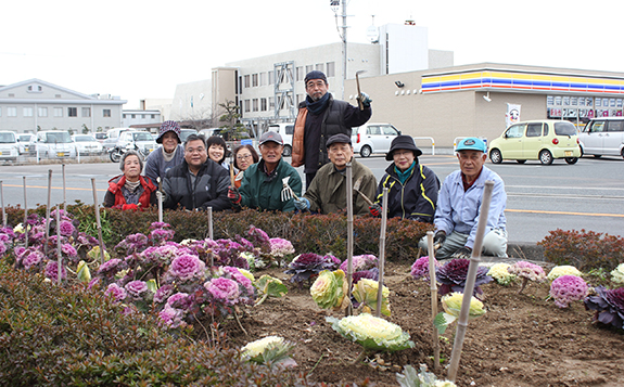 いきいき幸せ大刀洗の会　ひと花咲かせ隊